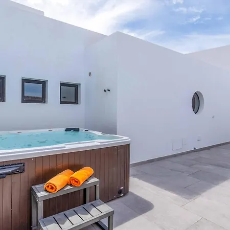 Eto Villa *